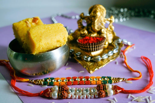 Batisa Slice with rudraksh and Colorful Beads Rakhi