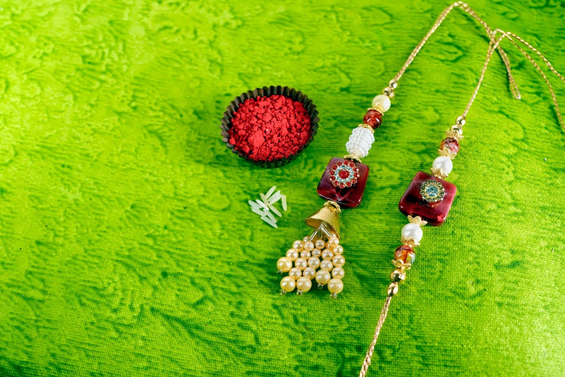 Pair Rakhi- Floral Red & White beads Bhaiya Bhabhi Rakhi